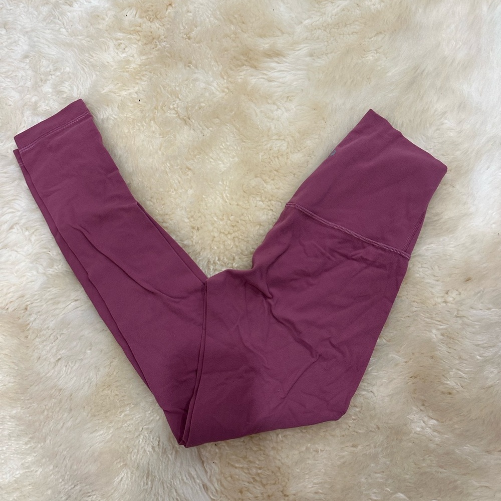 Lululemon Align Pant II 25"
Moss Rose size 2